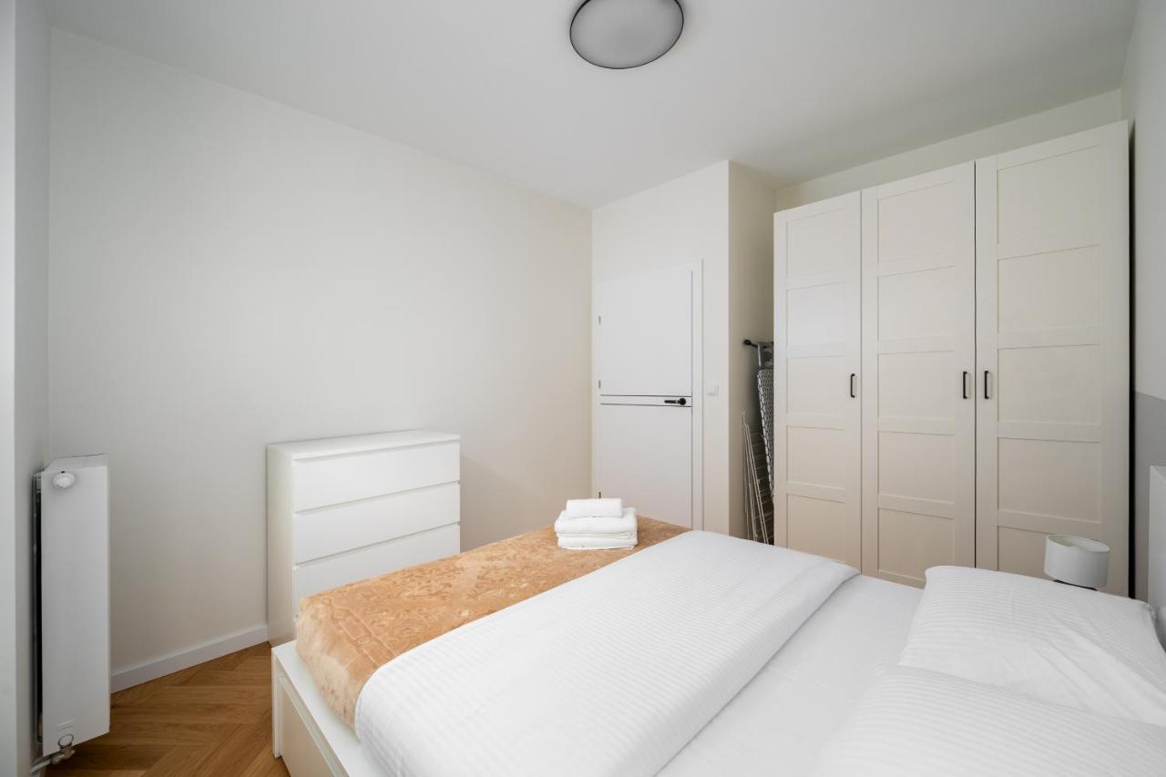 Wola Nakielska Comfort Apartment Варшава Екстер'єр фото
